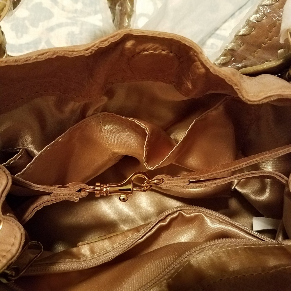 Cache handbag - Picture 6 of 8